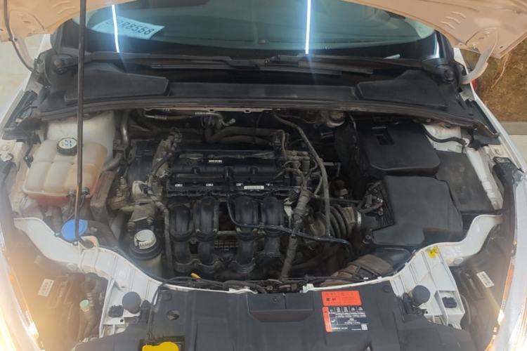 Used Ford Focus 2015 Sedan 1.6L Automatic Trend Model Engine Bay