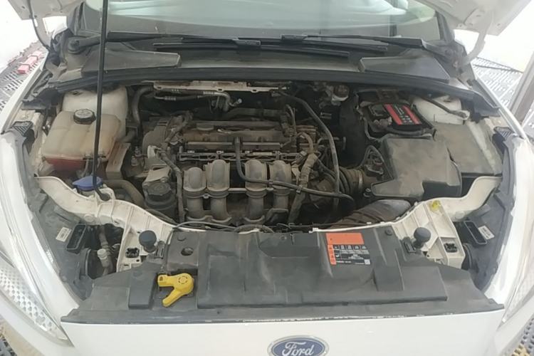 Used Ford Focus 2015 Hatchback 1.6L Automatic Comfort Model Engine Bay