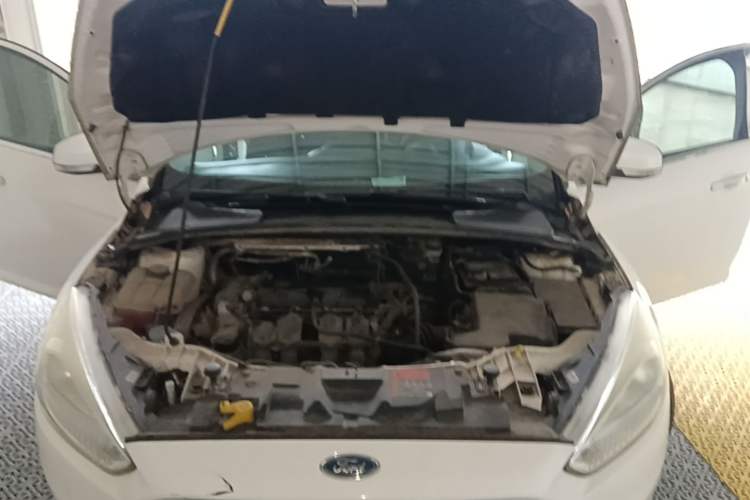 Used Ford Focus 2015 Sedan 1.6L Automatic Comfort Model Engine Bay