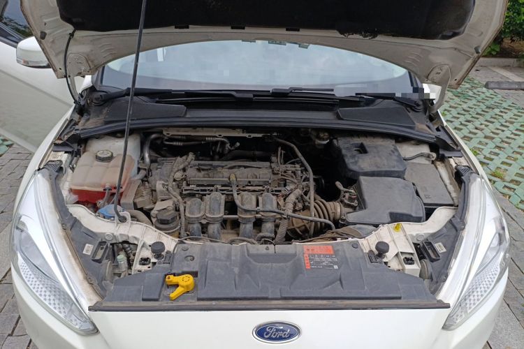 Used Ford Focus 2015 Hatchback 1.6L Automatic Comfort Model Engine Bay