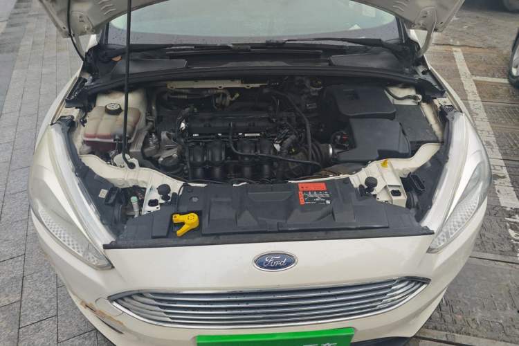 Used Ford Focus 2015 Sedan 1.6L Automatic Comfort Model Engine Bay