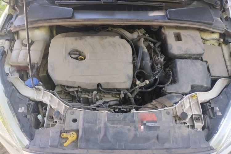 Used Ford Focus 2015 Hatchback EcoBoost 180 Automatic Elite Model Engine Bay
