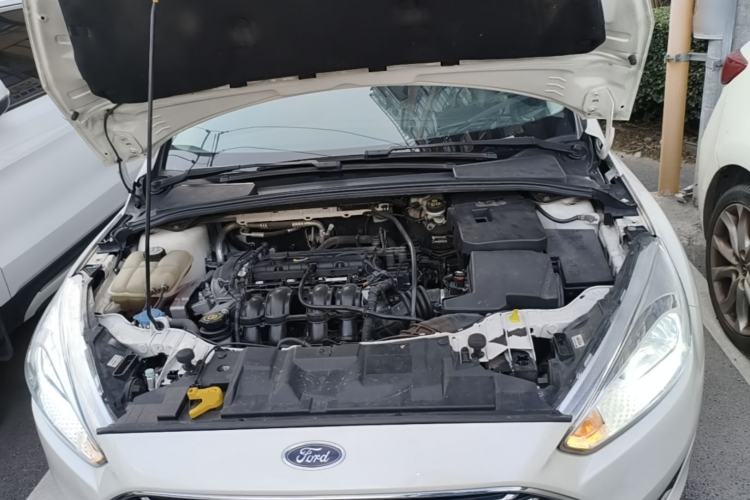 Used Ford Focus 2015 Sedan 1.6L Automatic Trend Model Engine Bay