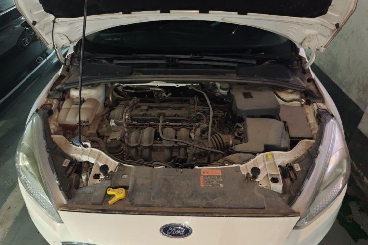Used Ford Focus 2015 Hatchback 1.6L Automatic Fashion Edition Engine Bay