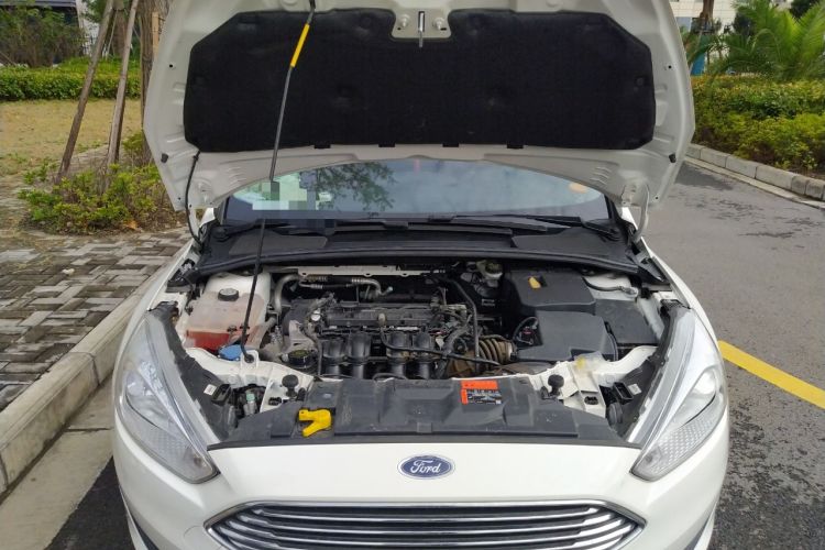 Used Ford Focus 2015 Sedan 1.6L Automatic Comfort Model Engine Bay