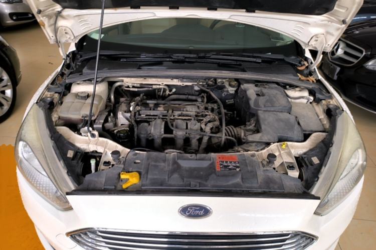 Used Ford Focus 2015 Sedan 1.6L Automatic Comfort Model Engine Bay