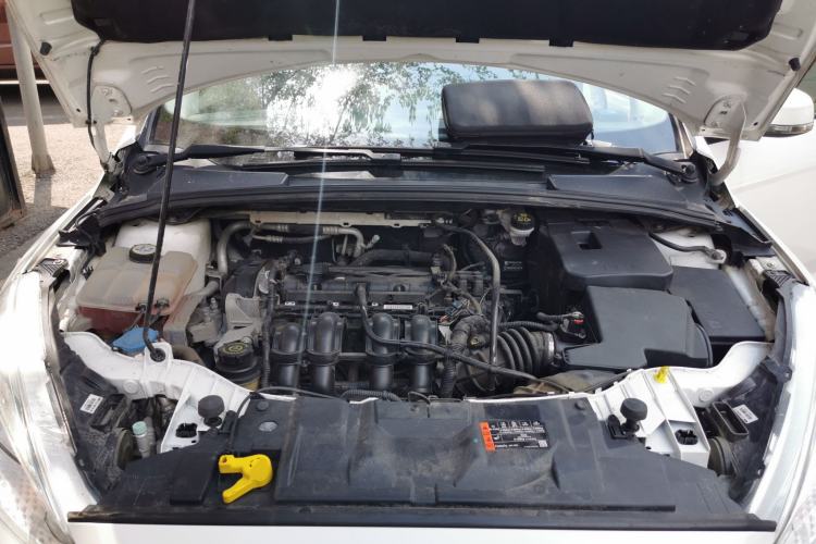 Used Ford Focus 2015 Sedan 1.6L Automatic Comfort Model Engine Bay