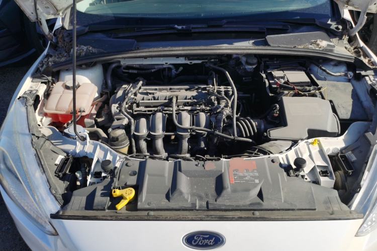 Used Ford Focus 2015 Sedan 1.6L Automatic Comfort Model Engine Bay