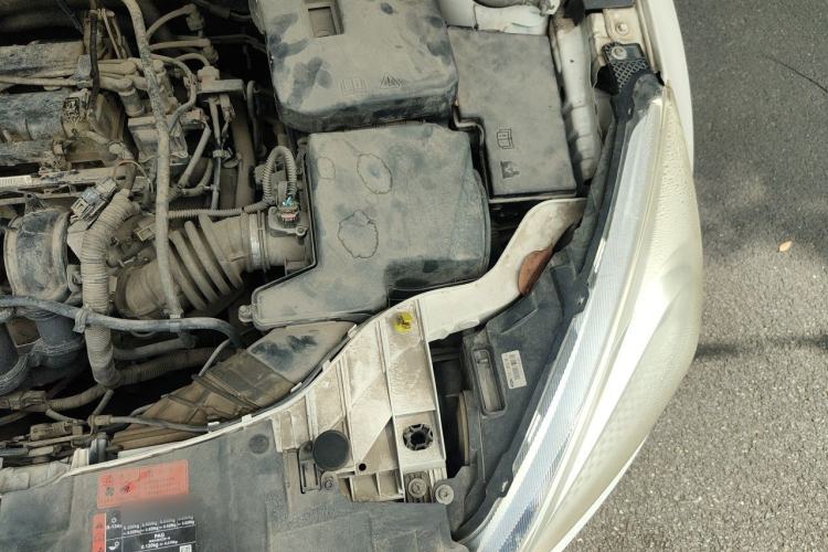 Used Ford Focus 2015 Sedan 1.6L Automatic Comfort Model Engine Bay Left