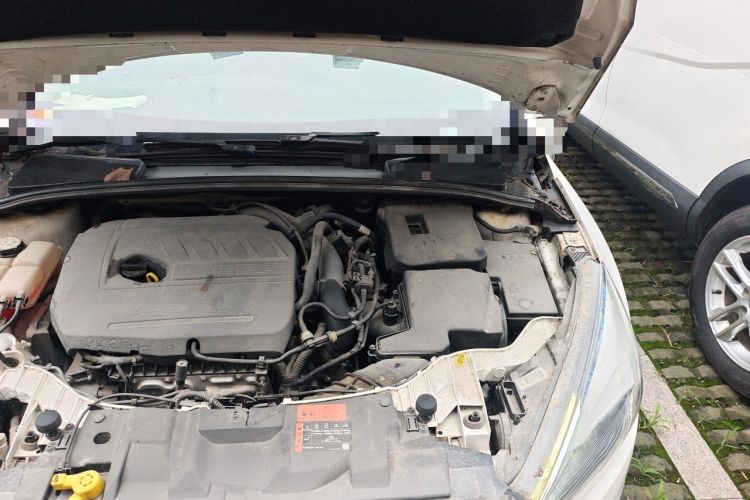 Used Ford Focus 2015 Hatchback EcoBoost 180 Automatic Sport Model Engine Bay Left