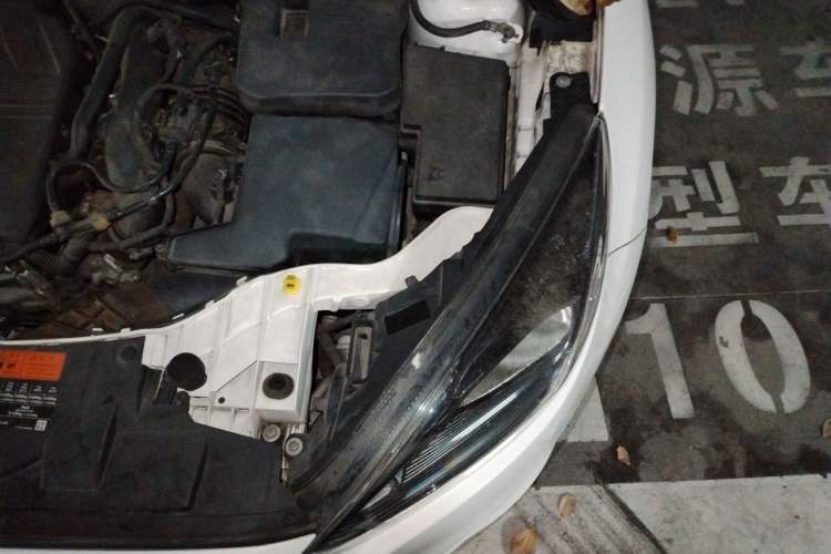 Used Ford Focus 2015 Hatchback EcoBoost 180 Automatic Sport Model Engine Bay Left