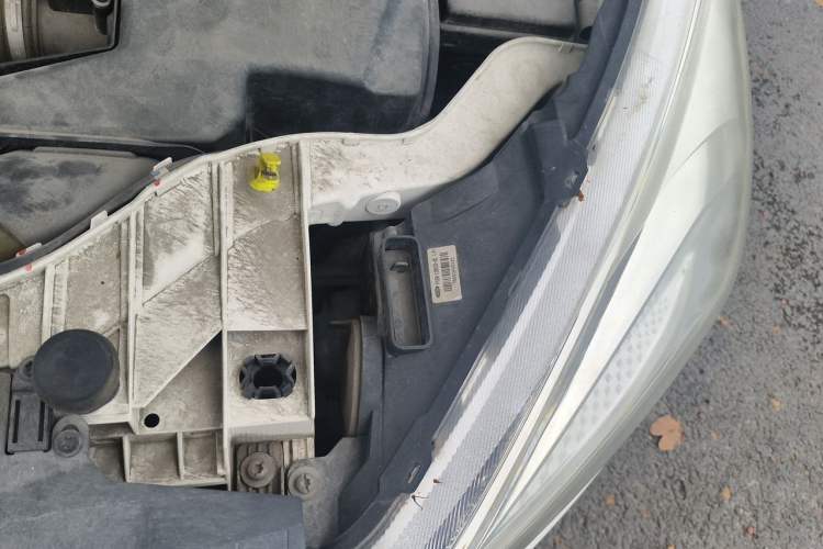 Used Ford Focus 2015 Sedan 1.6L Automatic Comfort Model Engine Bay Left