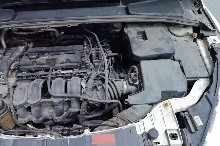 Used Ford Focus 2015 Sedan 1.6L Automatic Trend Model Engine Bay Left