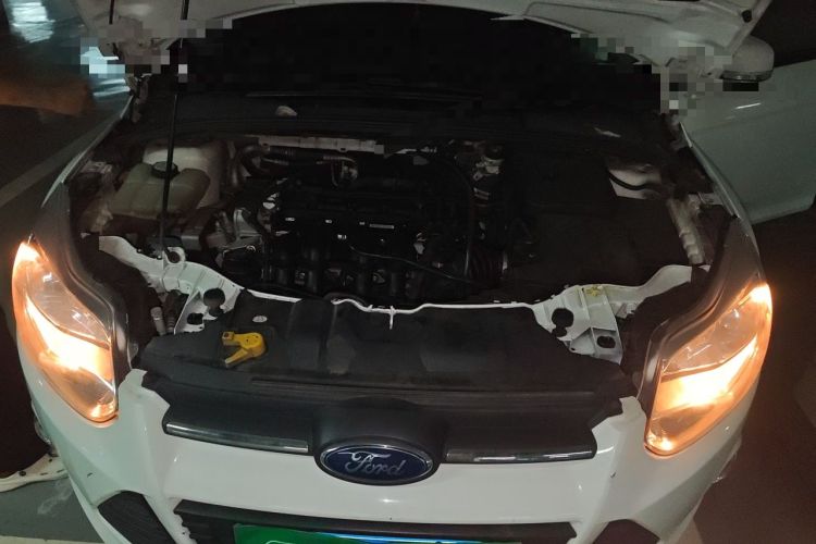 Used Ford Focus 2015 Sedan 1.6L Automatic Trend Model Engine Bay