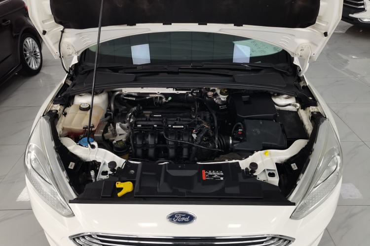 Used Ford Focus 2015 Sedan 1.6L Automatic Trend Model Engine Bay