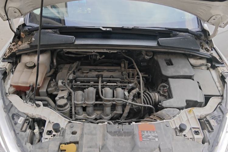 Used Ford Focus 2015 Hatchback 1.6L Automatic Fashion Edition Engine Bay