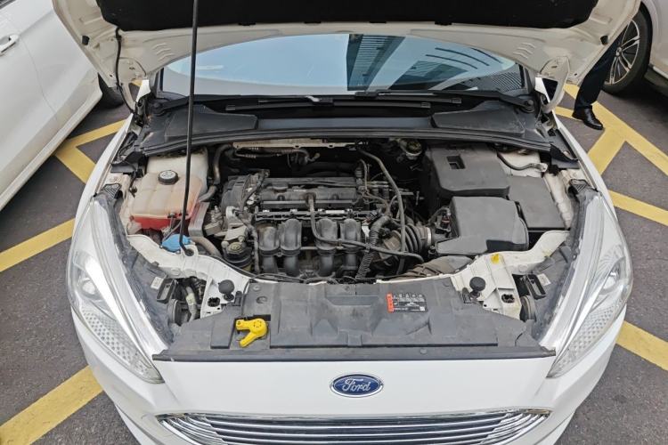 Used Ford Focus 2015 Sedan 1.6L Automatic Trend Model Engine Bay