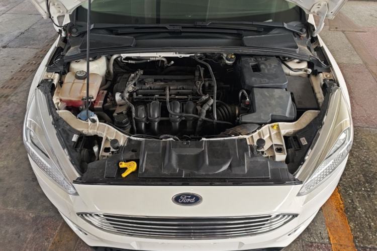 Used Ford Focus 2015 Sedan 1.6L Automatic Trend Model Engine Bay