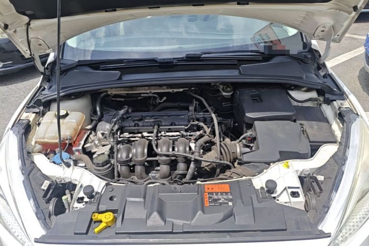 Used Ford Focus 2015 Sedan 1.6L Automatic Comfort Model Engine Bay