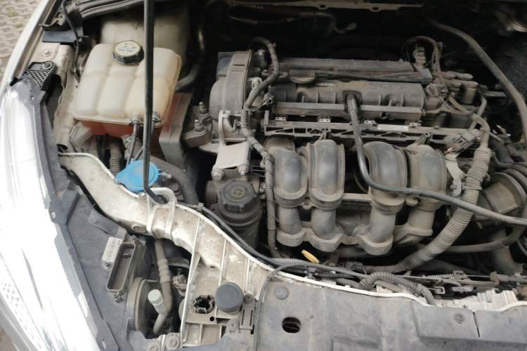 Used Ford Focus 2015 Hatchback 1.6L Automatic Fashion Edition Engine Bay Right