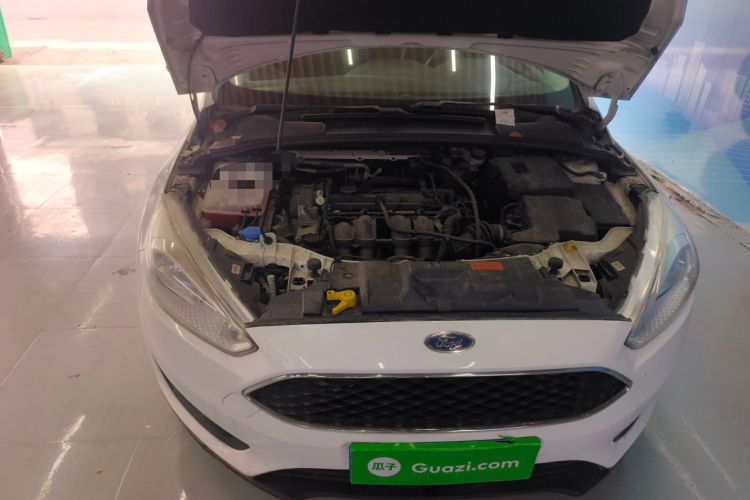 Used Ford Focus 2015 Hatchback 1.6L Automatic Comfort Model Engine Bay Right