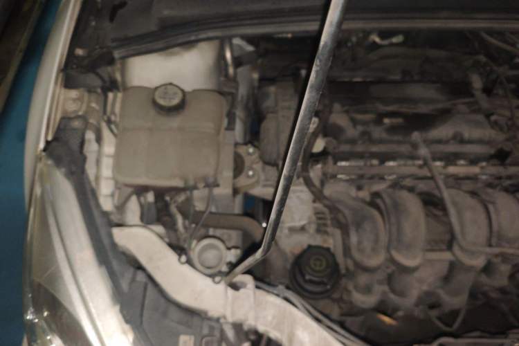 Used Ford Focus 2015 Hatchback 1.6L Automatic Fashion Edition Engine Bay Right