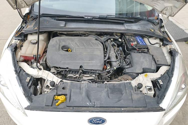 Used Ford Focus 2015 Sedan EcoBoost 180 Automatic Elite Model Engine Bay