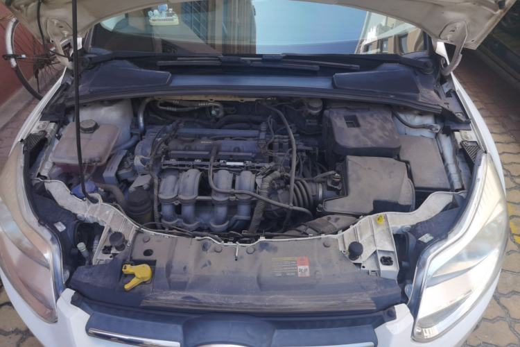Used Ford Focus 2015 Sedan 1.6L Automatic Trend Model Engine Bay