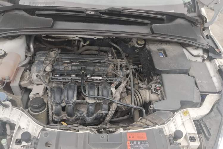 Used Ford Focus 2015 Sedan 1.6L Automatic Comfort Model Engine Bay