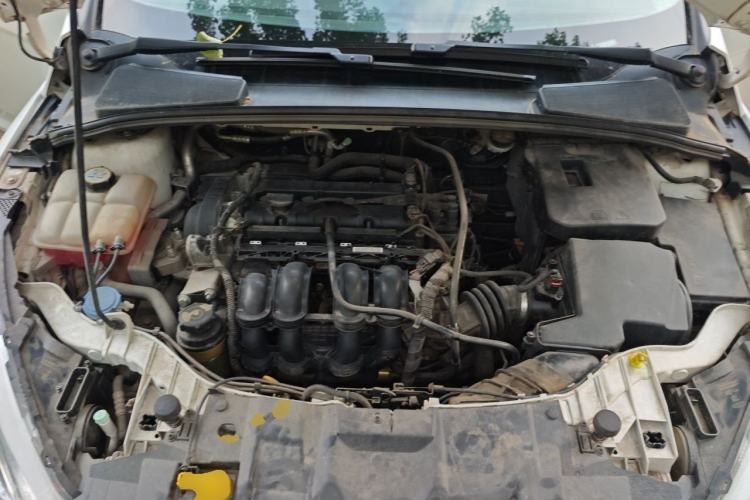 Used Ford Focus 2015 Hatchback 1.6L Manual Fashion Edition Engine Bay