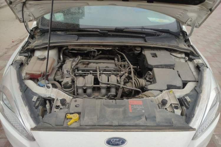 Used Ford Focus 2015 Hatchback 1.6L Automatic Comfort Model Engine Bay