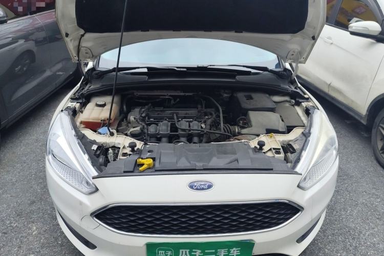 Used Ford Focus 2015 Hatchback 1.6L Automatic Comfort Model Engine Bay