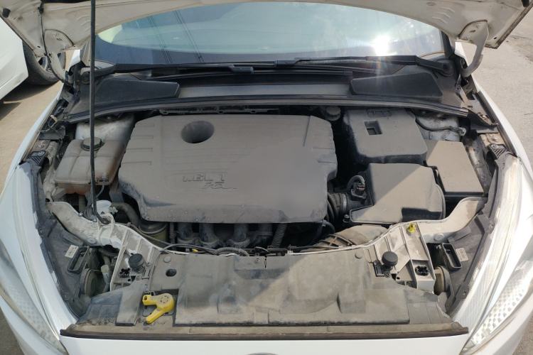 Used Ford Focus 2015 Sedan 1.6L Automatic Trend Model Engine Bay