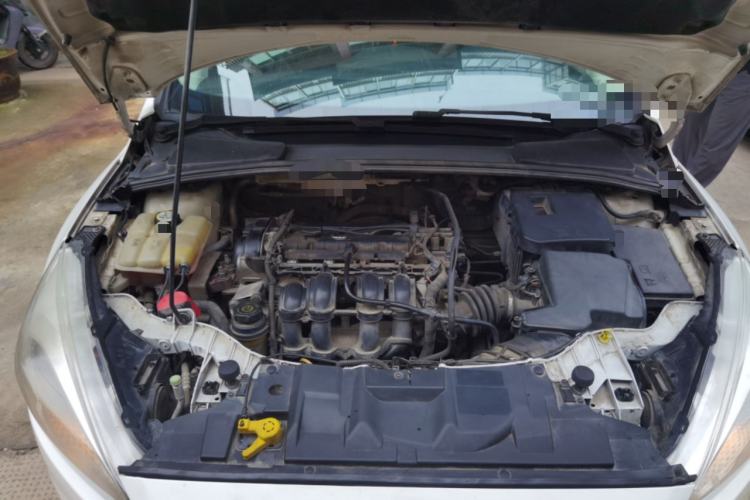 Used Ford Focus 2015 Sedan 1.6L Manual Comfort Model Engine Bay
