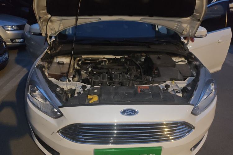 Used Ford Focus 2015 Sedan 1.6L Automatic Trend Model Engine Bay