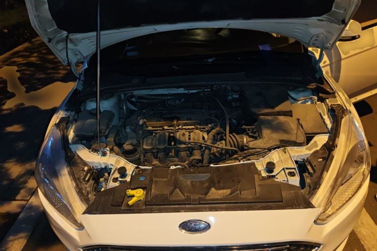 Used Ford Focus 2015 Sedan 1.6L Automatic Comfort Model Engine Bay