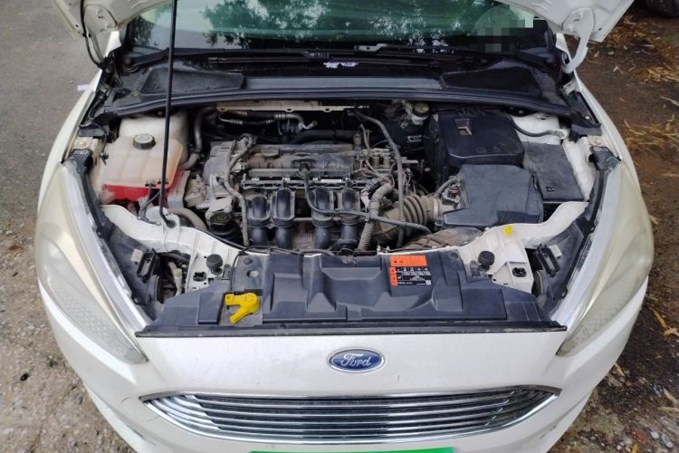 Used Ford Focus 2015 Sedan 1.6L Automatic Trend Model Engine Bay