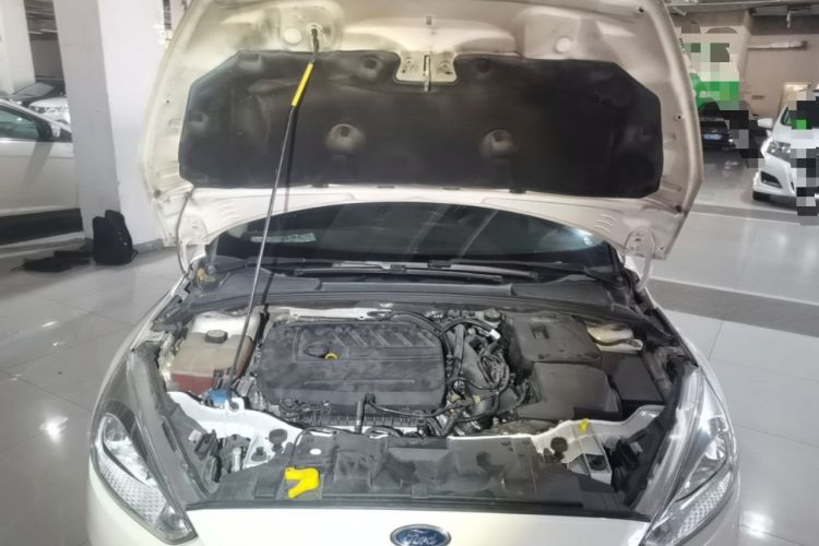 Used Ford Focus 2015 Hatchback EcoBoost 180 Automatic Elite Model Engine Bay