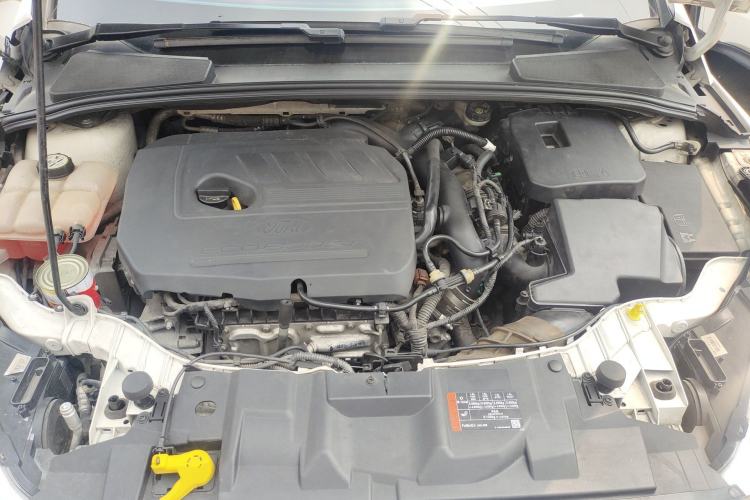 Used Ford Focus 2015 Hatchback EcoBoost 180 Automatic Elite Model Engine Bay