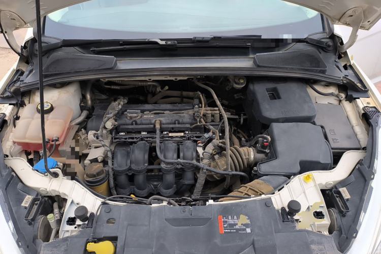 Used Ford Focus 2015 Sedan 1.6L Automatic Comfort Model Engine Bay