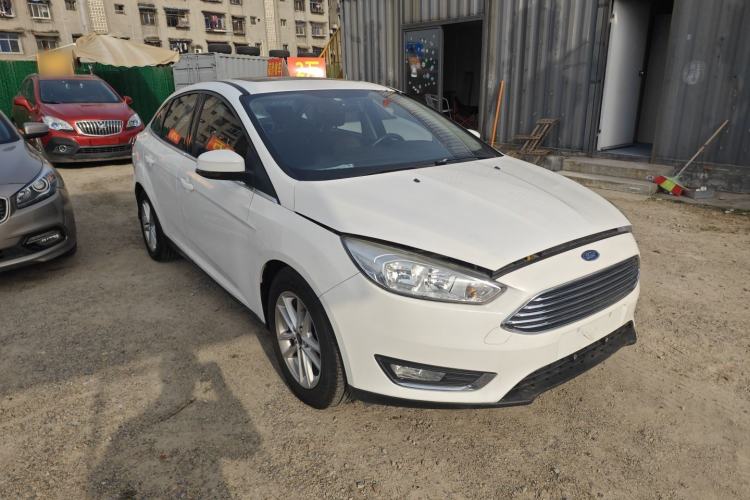 Used Ford Focus 2015 Sedan EcoBoost 180 Automatic Elite Model Exterior 1