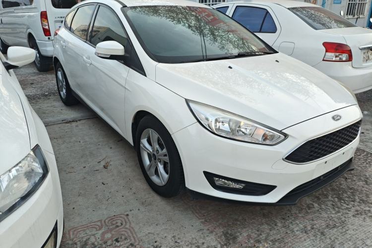 Used Ford Focus 2015 Hatchback 1.6L Automatic Comfort Model Exterior 1