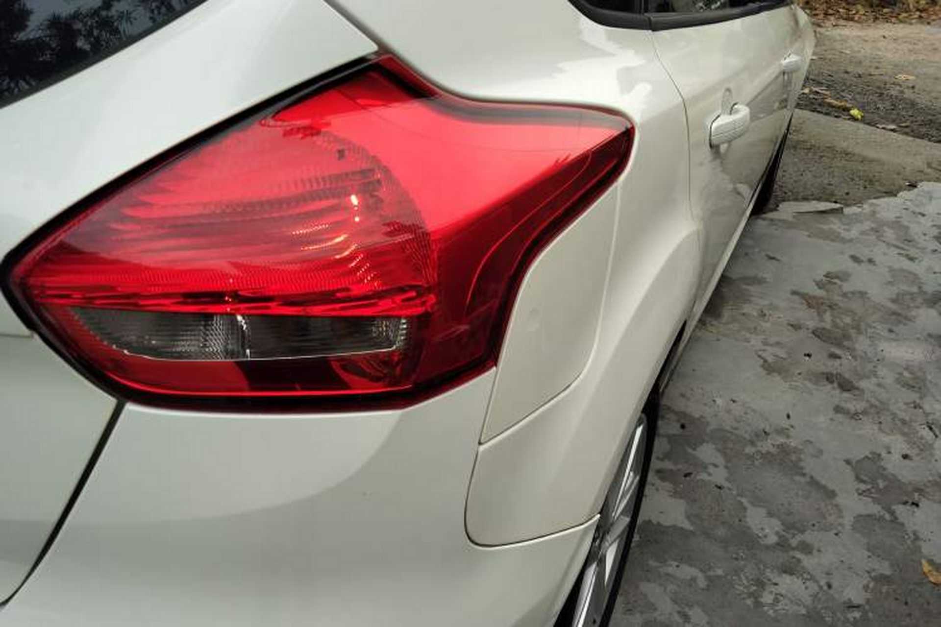 Used Ford Focus 2015 Hatchback 1.6L Automatic Fashion Edition Exterior 1