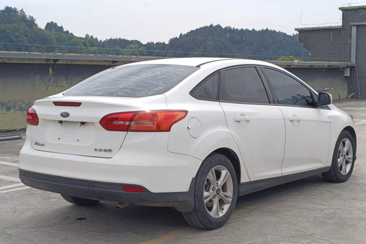 Used Ford Focus 2015 Sedan 1.6L Manual Comfort Model Exterior 1