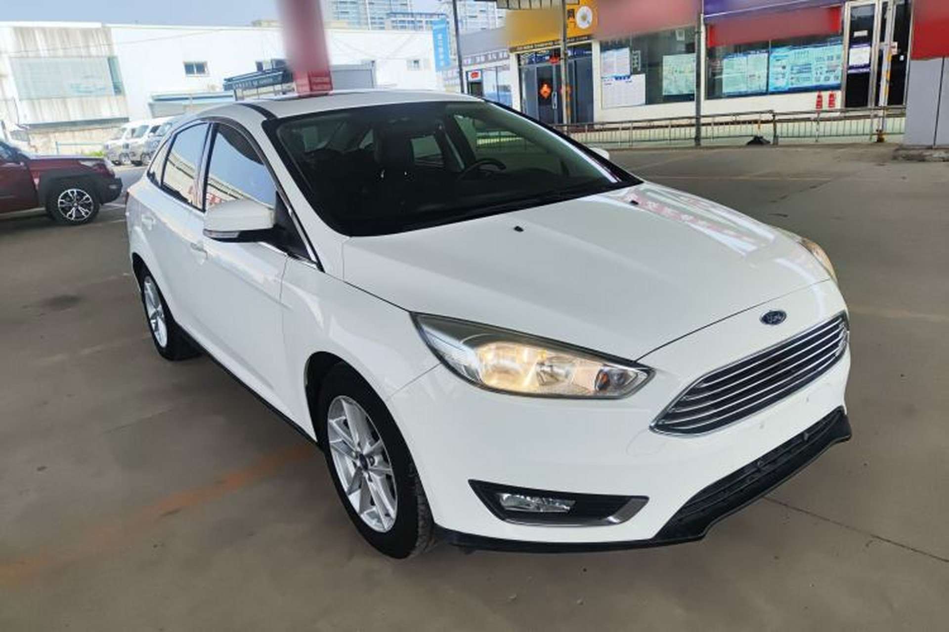 Used Ford Focus 2015 Sedan 1.6L Automatic Trend Model Exterior 1
