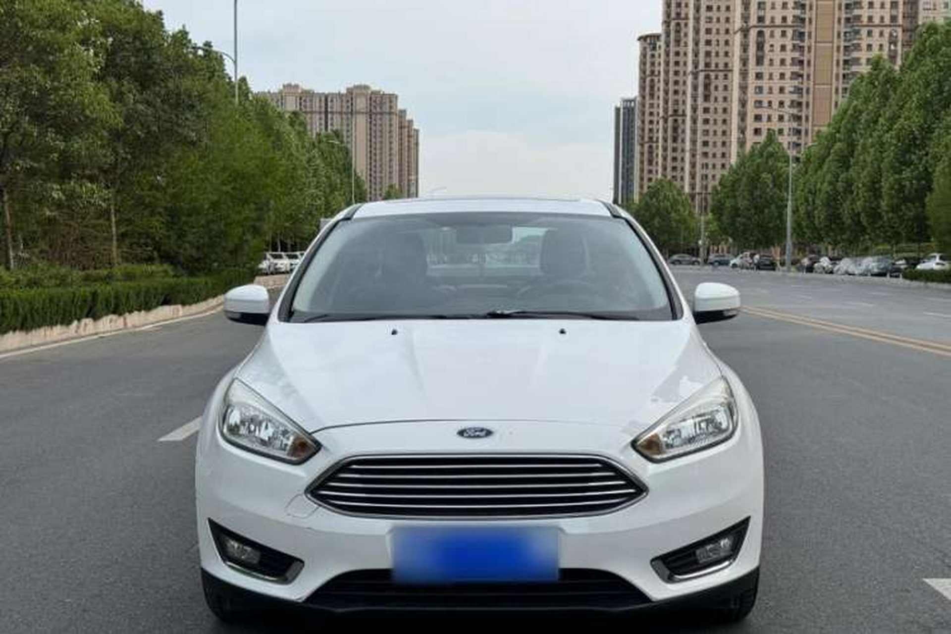 Used Ford Focus 2015 Sedan EcoBoost 180 Automatic Elite Model Exterior 1