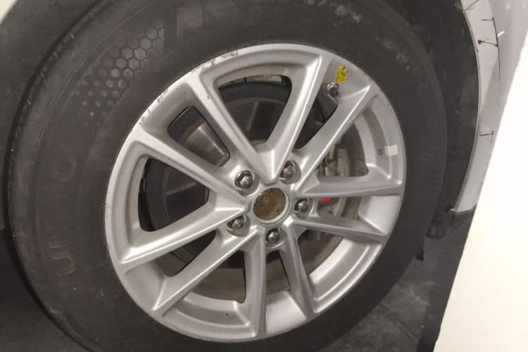 Used Ford Focus 2015 Hatchback 1.6L Automatic Fashion Edition Exterior 1