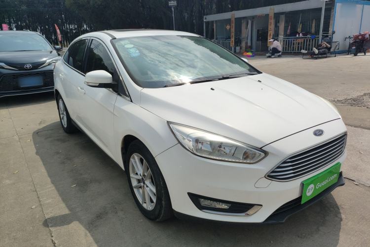 Used Ford Focus 2015 Sedan 1.6L Automatic Trend Model Exterior 1