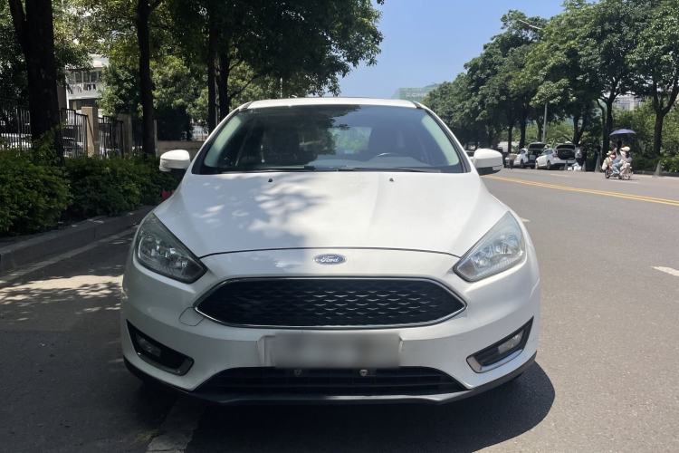 Used Ford Focus 2015 Hatchback 1.6L Automatic Fashion Edition Exterior 1
