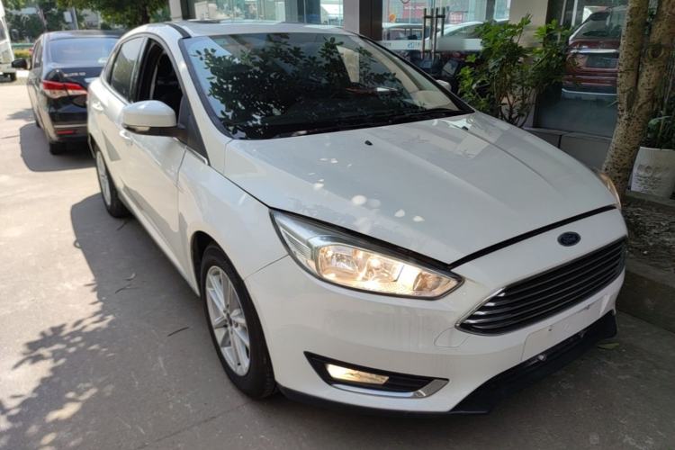 Used Ford Focus 2015 Sedan EcoBoost 180 Automatic Elite Model Exterior 1